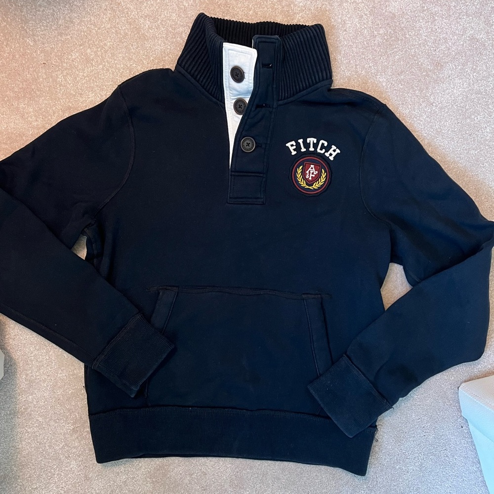 A&F Thick Men Muscle Sweater